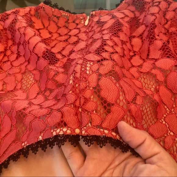 Host Pick! 🎉  Alexis “Remi “ lace dress size S NWT - Picture 7 of 16